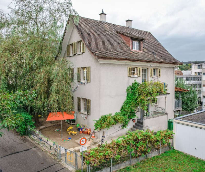 Spielhuus Kronenhalde Haus